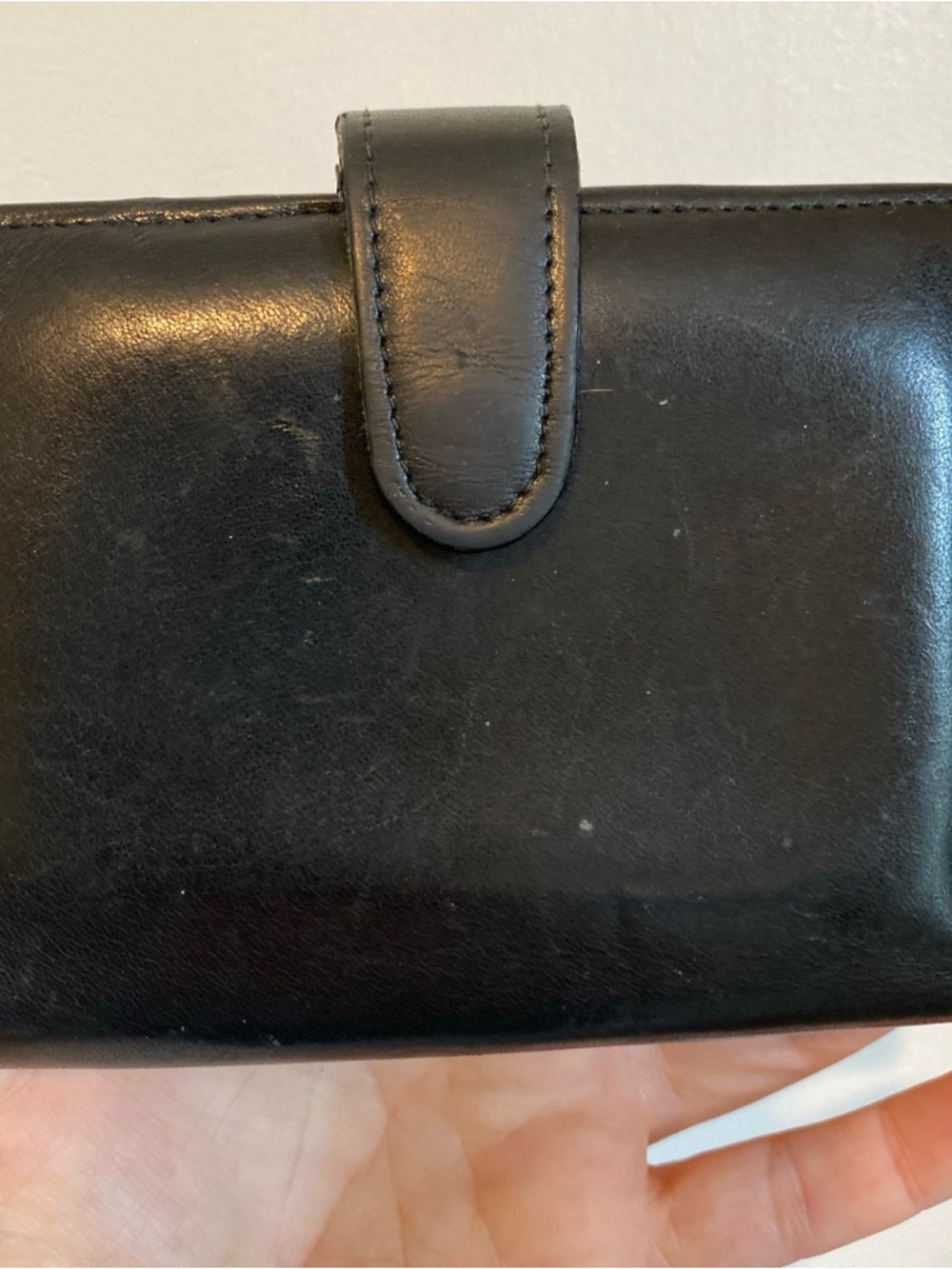 Coach Vintage Black Leather Bifold Wallet Snap Closure with Gold-Tone Hardware